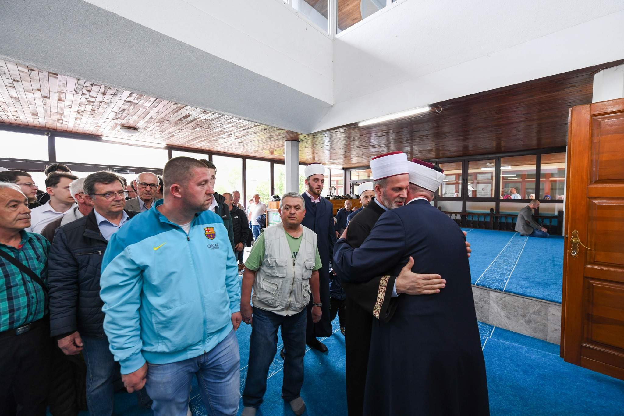 Potresan i snažan govor ef. Zahirovića na dženazi njegovog sina Haruna: Hvala Allahu! (Video)